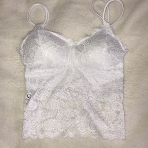 White lace crop